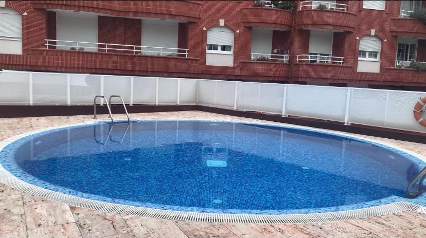Castro Holidays - Centrico Piscina Urbanizacion Garaje Gratis Castro Urdiales Exterior photo